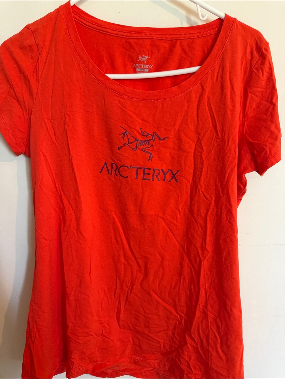 Arc'teryx Women's Bright Red Logo Short-Sleeve Tee